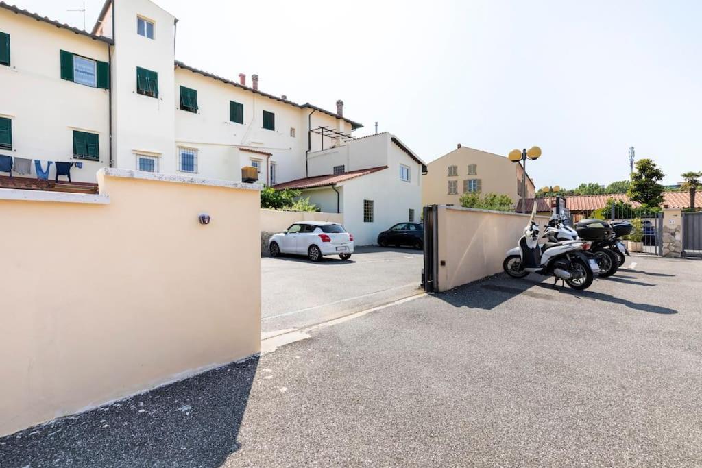 Apartamento Casa “Oasi Del Mare” Livorno Exterior foto